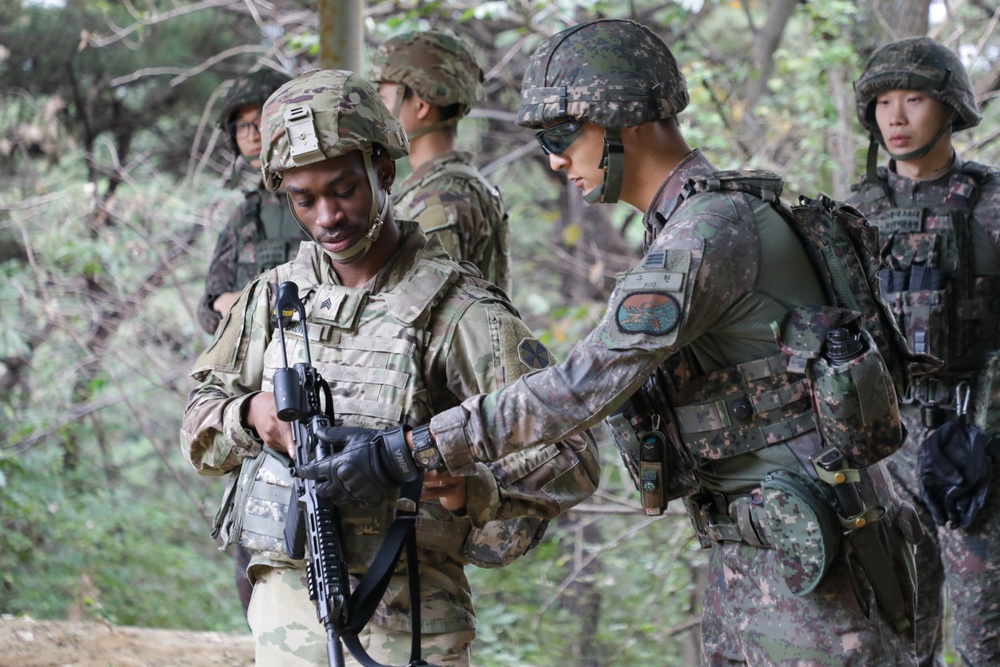 ROK-U.S. Combined Firearm Familiarization Training