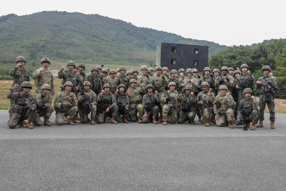 ROK-U.S. Combined Firearm Familiarization Training