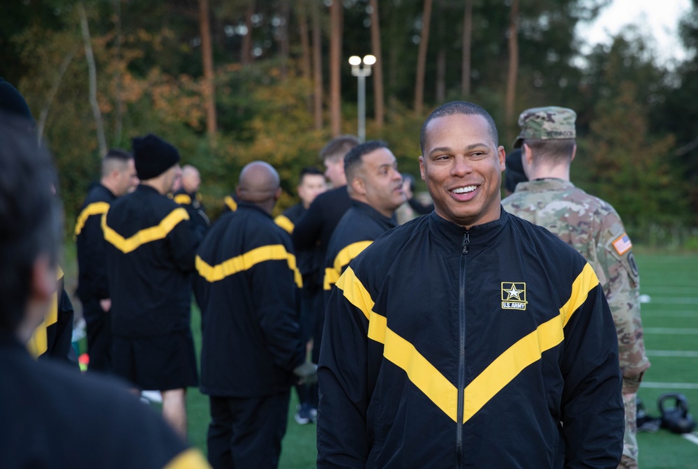 7th Mission Support Command Conducts Physical Fitness Test