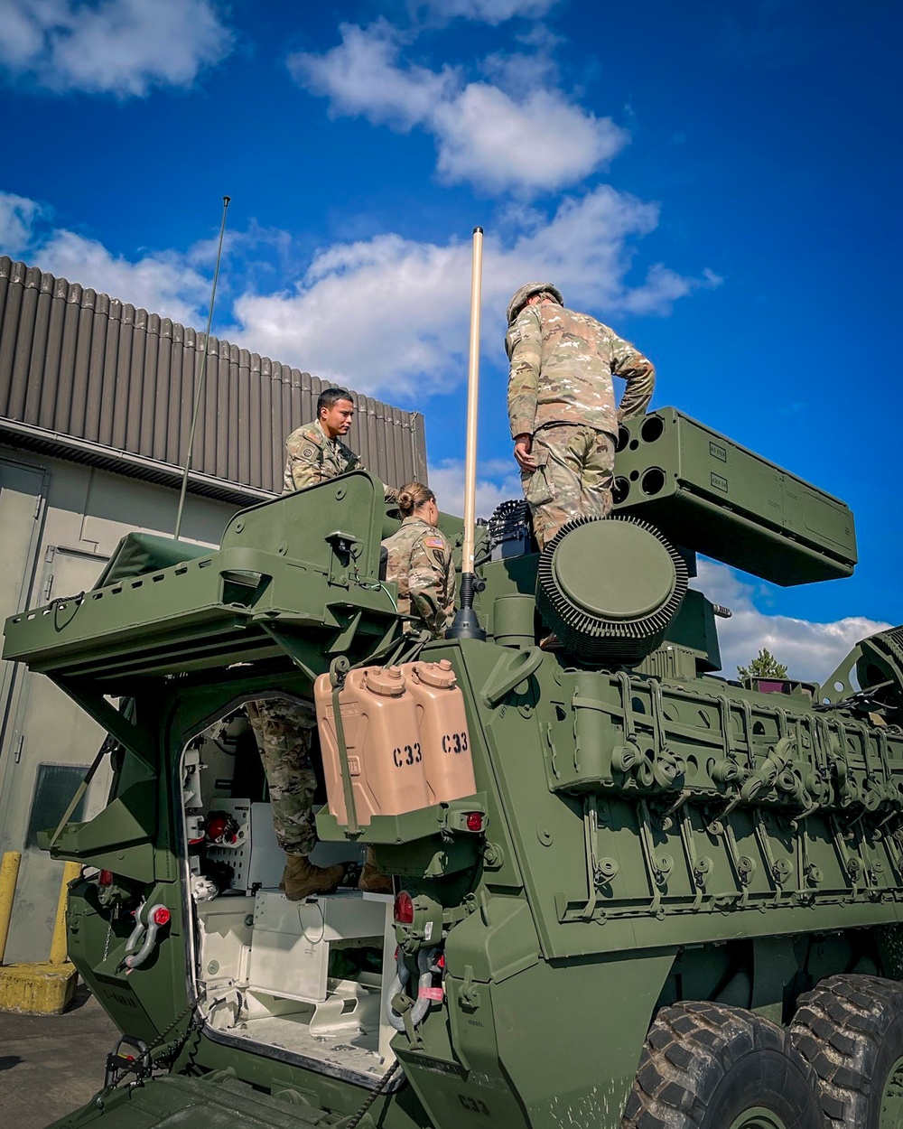 10th AAMDC leadership visits 5th Battalion, 4th Air Defense Artillery troops