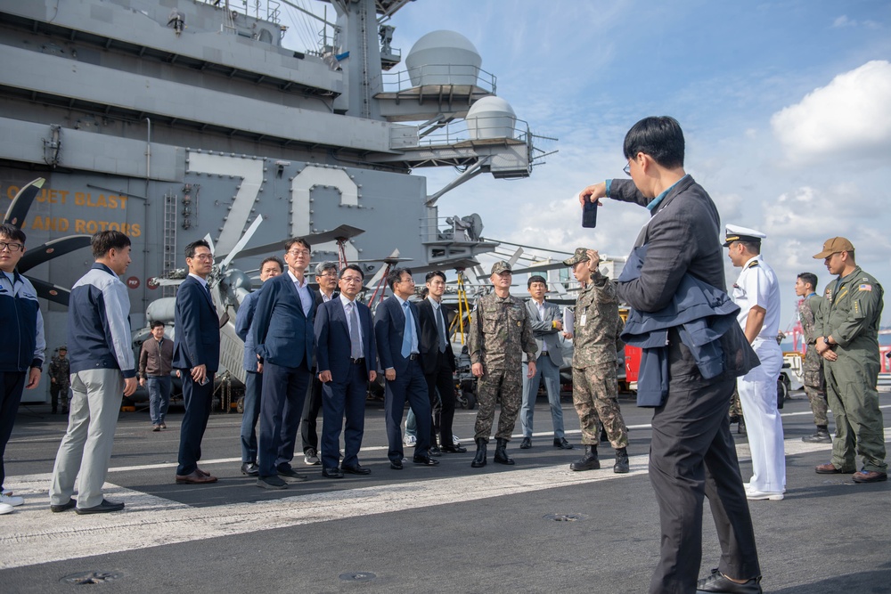 USS Ronald Reagan (CVN 76) hosts Korean nationals during a scheduled port visit to Busan, Republic of Korea
