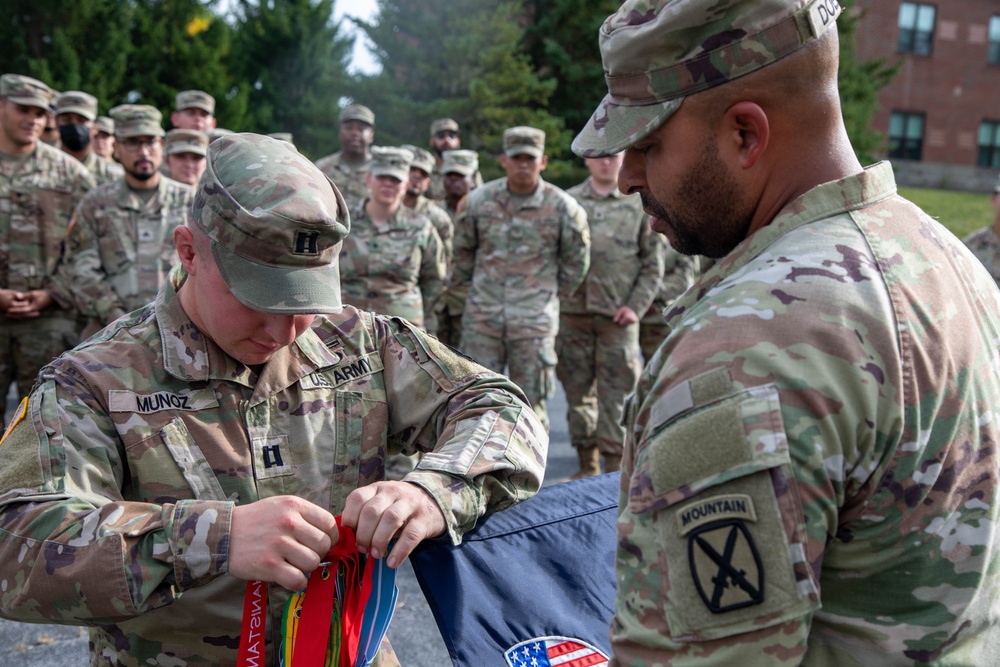 510th Human Resources Company Earns the Meritorious Unit Commendation