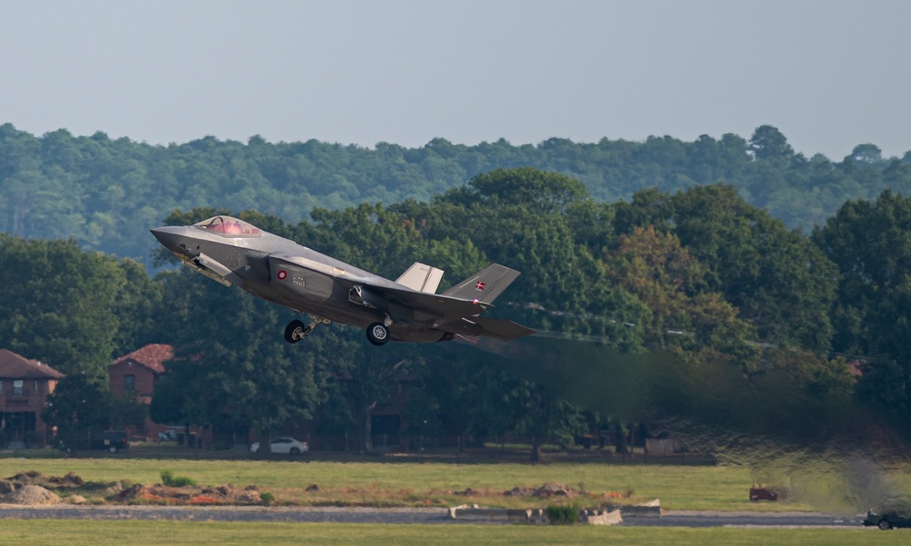71st and 308th FS build partnership and lethality