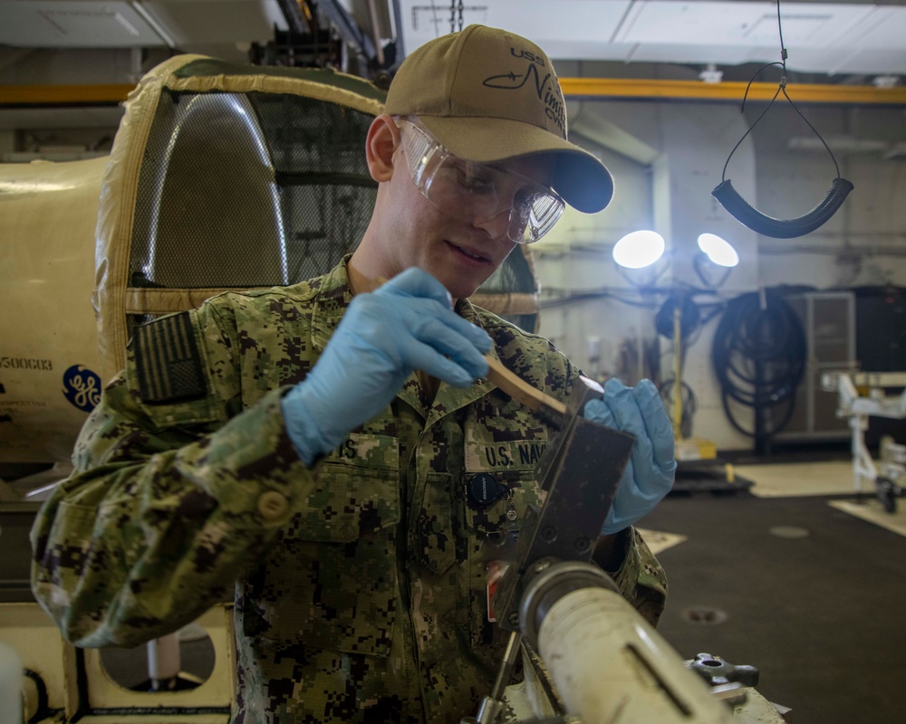 Sailor Cleans Support Stand