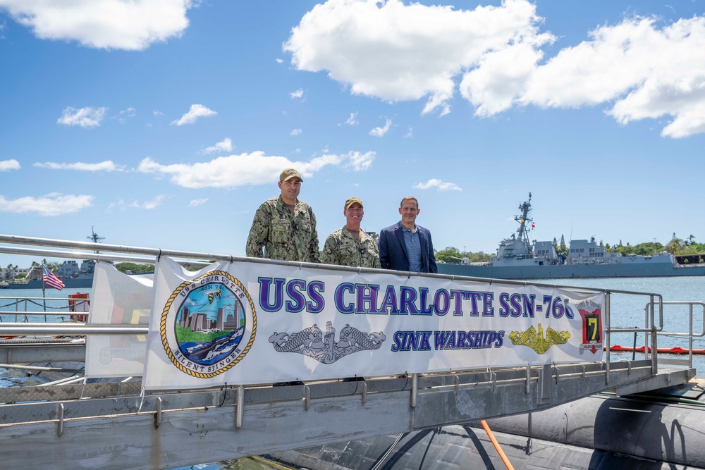 Sen. Ted Budd (R-NC) and staff a tour the USS Charlotte