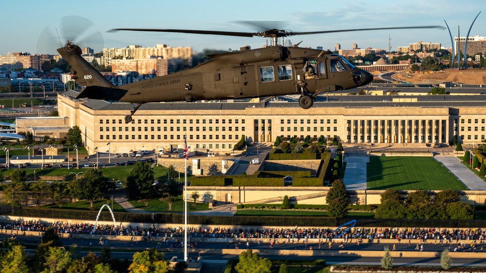 12th Aviation Battalion flies over Army Ten-Miler 2023