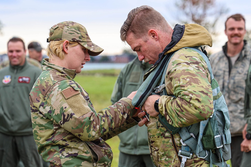 107th Fighter Squadron Pilots Participate in SERE Training