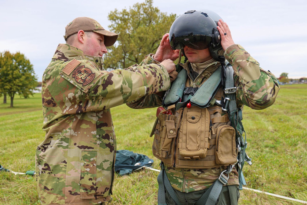 107th Fighter Squadron Pilots Participate in SERE Training