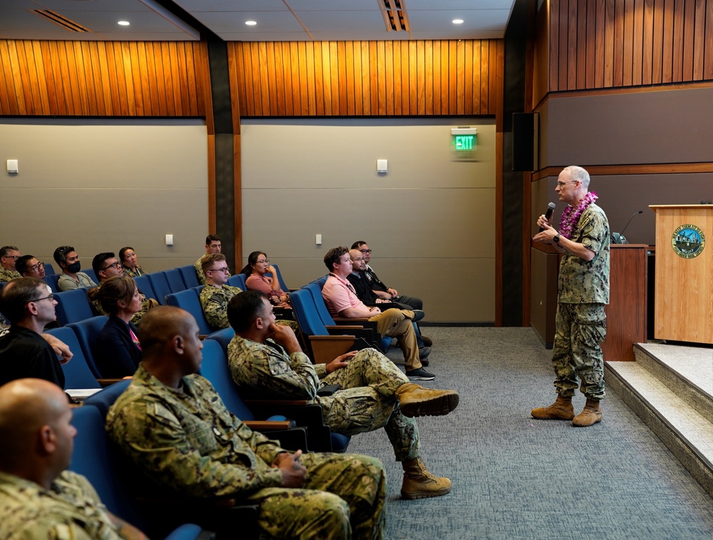 Rear Adm. Greene Visits Hawaii Regional Maintenance Center