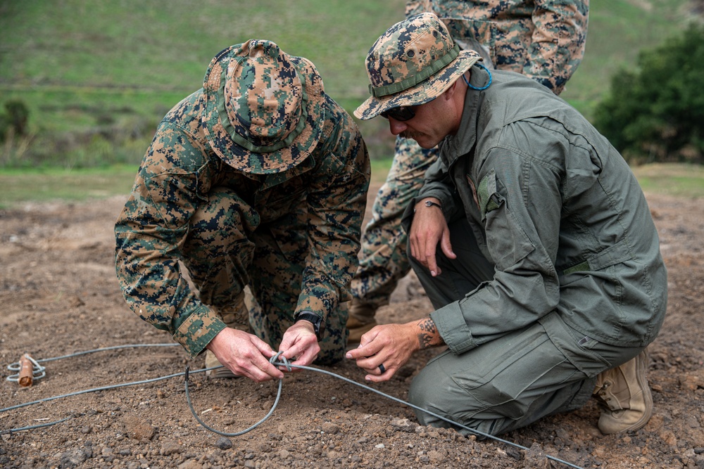 CLB-15 Conducts EOD Familiarization Range