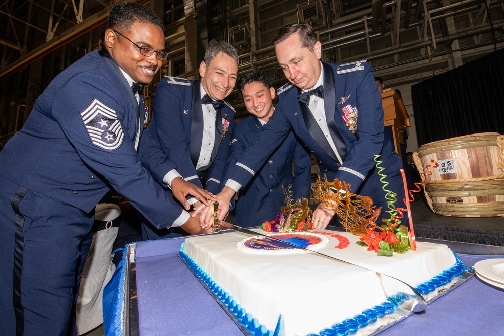 Team Yokota hosts 76th Air Force Ball