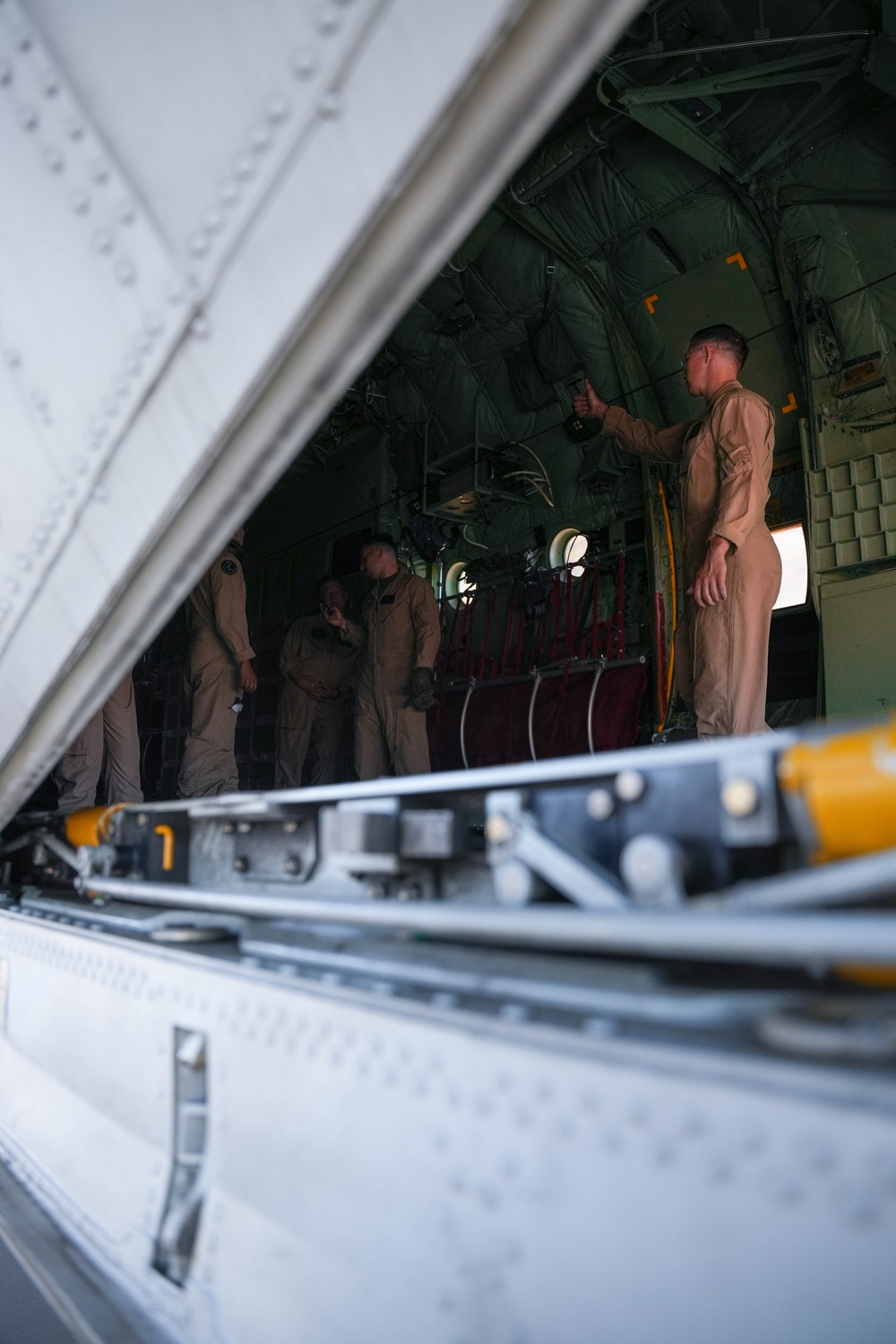 Loading of Marine Corps Expeditionary Arresting Gear System