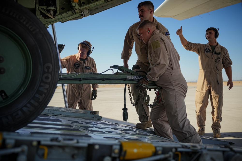 Loading of Marine Corps Expeditionary Arresting Gear System