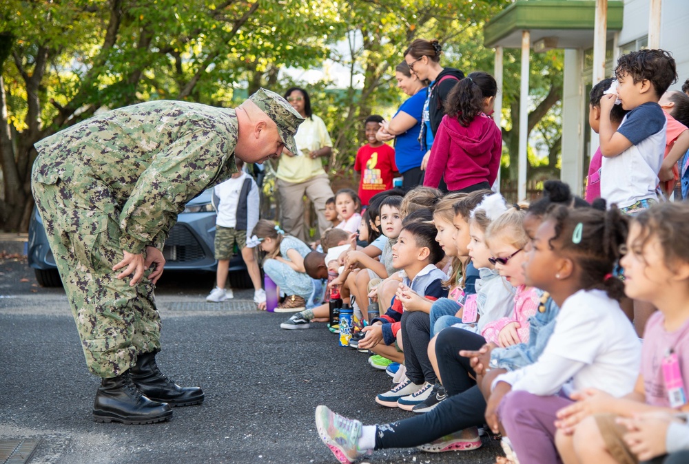 Sasebo Elementary Visits CFAS Security