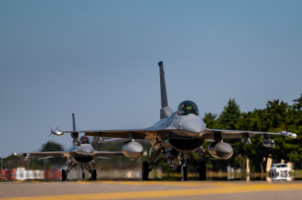 Wolf Pack F-16s hone readiness