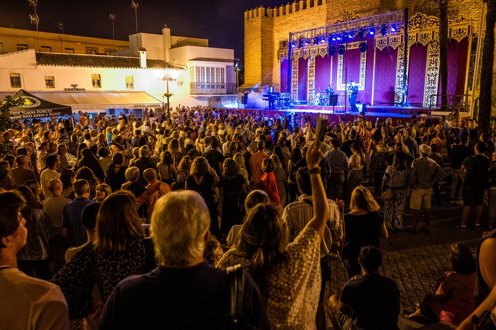 Flagship Rock Band Performs in Rota