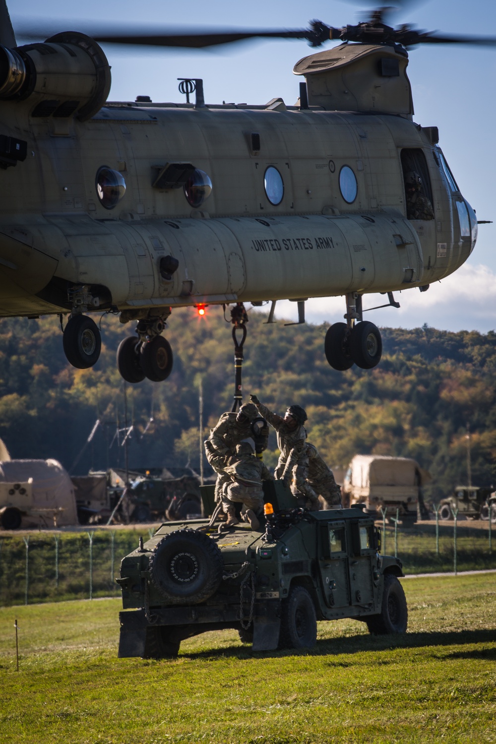 Chinook Sling Load Preparation