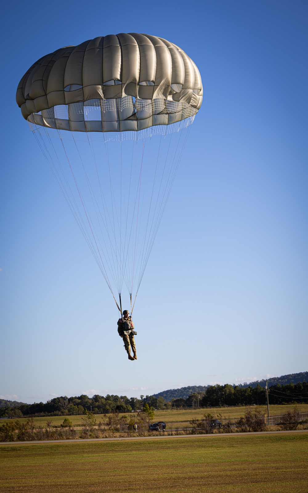 Group Support Battalion, 20th Special Forces Group (Airborne) jump