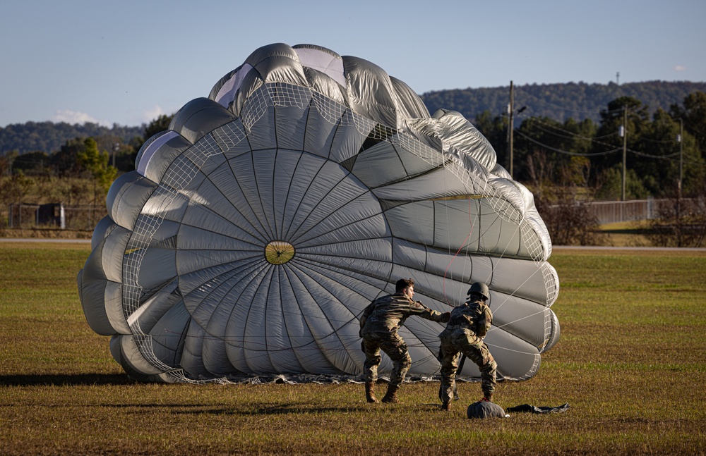 Group Support Battalion, 20th Special Forces Group (Airborne) jump