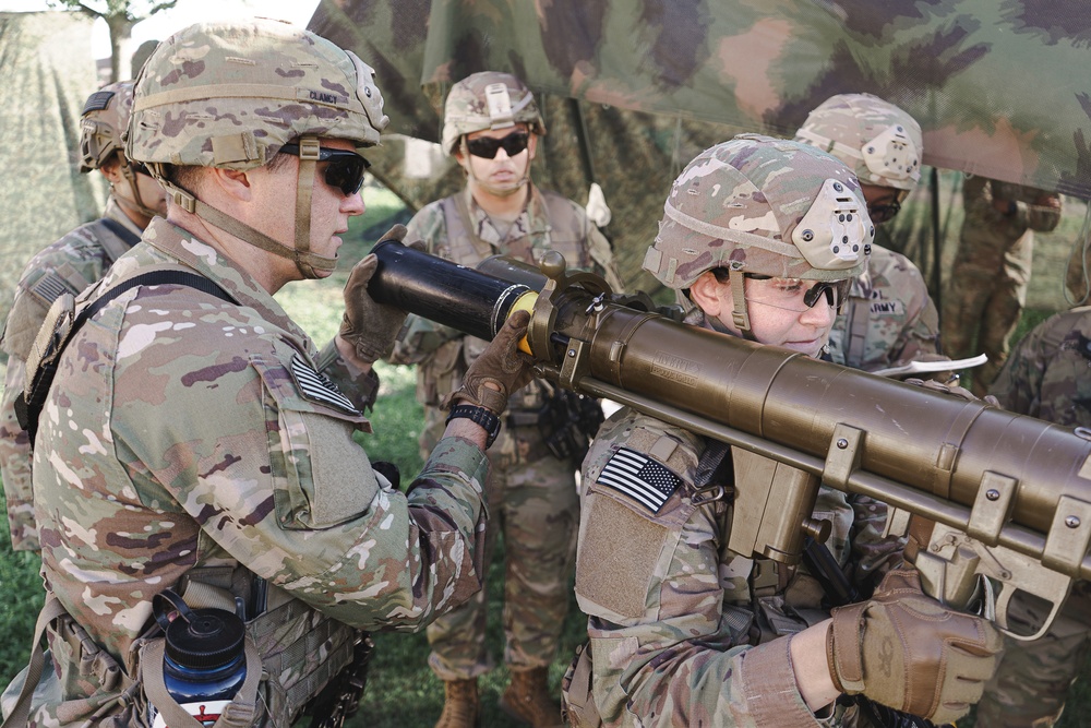 173rd Paratroopers Conduct Weapon Training During E2B