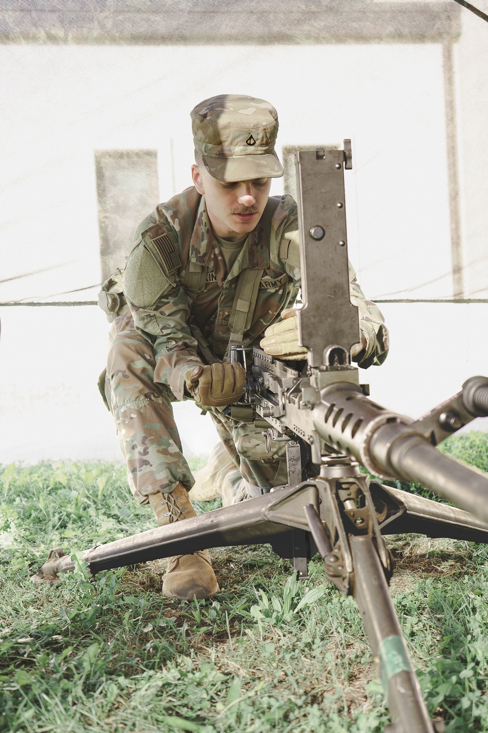 173rd Paratroopers Conduct Weapon Training During E2B