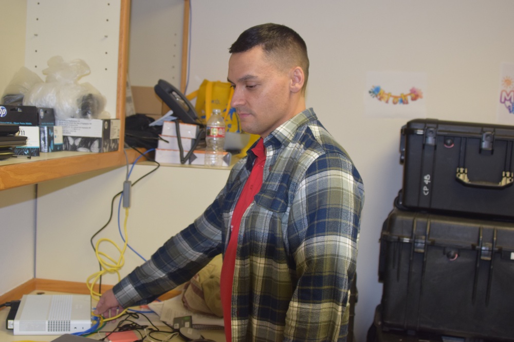 Enterprise Emergency Response Team, keeping team members connected