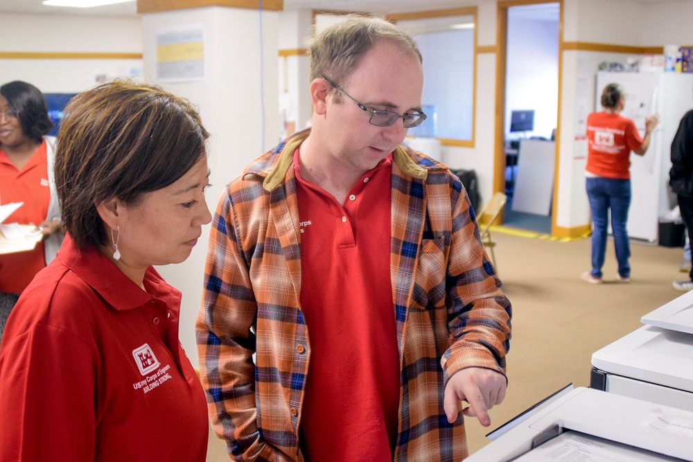 Enterprise Emergency Response Team, keeping team members connected