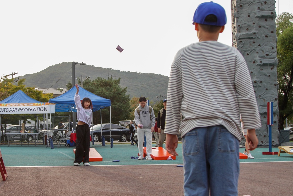 USAG Yongsan-Casey hosts its Super Fall Festival