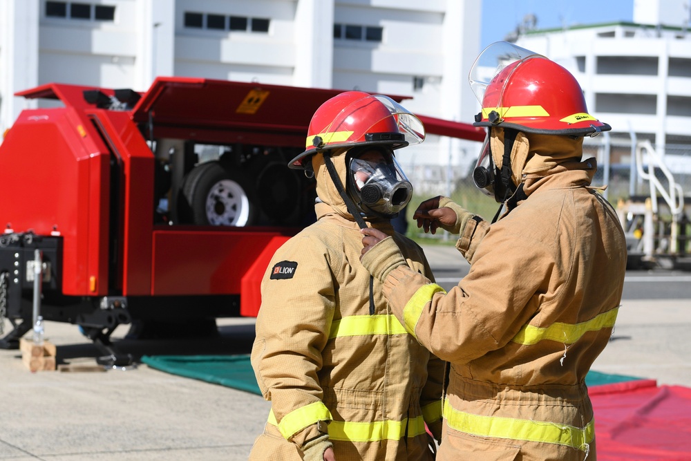 USS America (LHA 6) Conducts 8010 Industrial Fire Drill