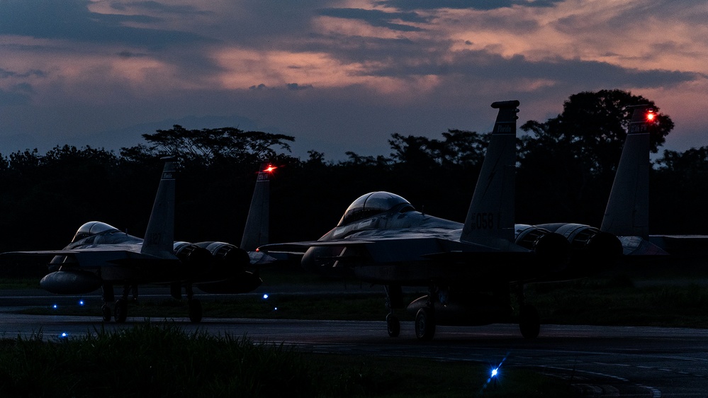 RELÁMPAGO VIII / Ángel de los Andes 23: FANG night interdiction