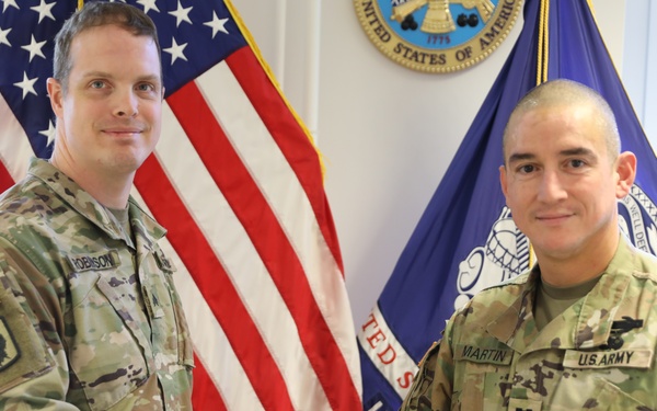 Reserve Soldiers Re-Up in Europe