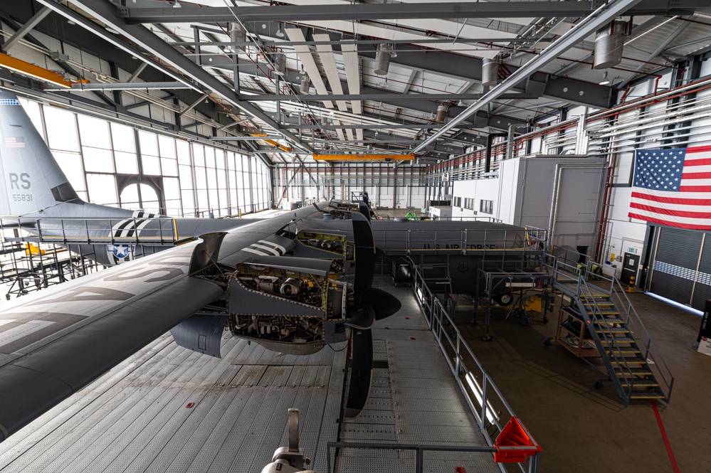 Maintenance conducts deep inspection on C-130J aircraft