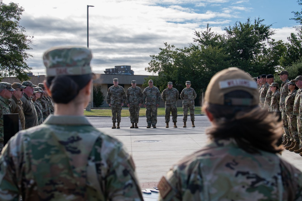 COMAFSOC visits 137th Citizen Air Commandos