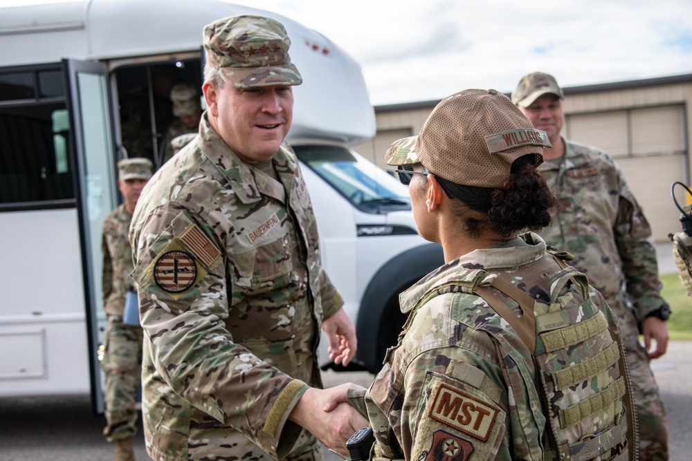 COMAFSOC visits 137th Citizen Air Commandos