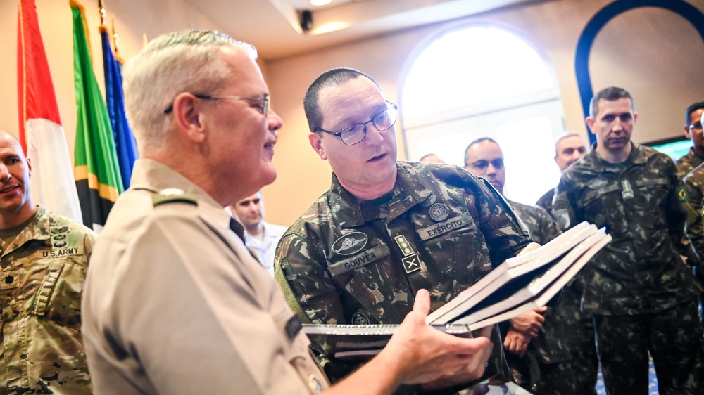Brazilian Ministry of Defense CPEAEx Course Visits the IADC