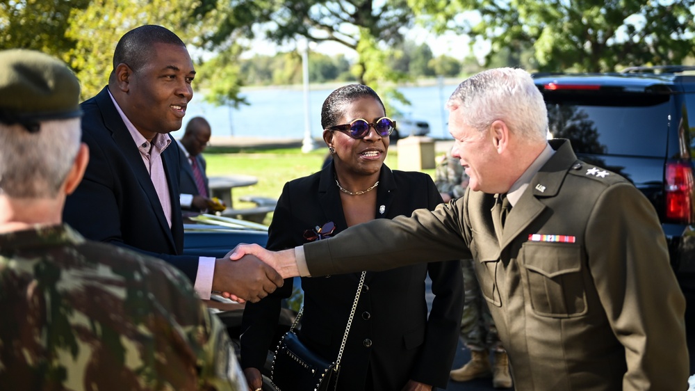 Haiti's Ministry of Justice and Public Security Visits the IADC