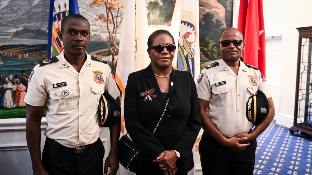 Haiti's Ministry of Justice and Public Security Visits the IADC