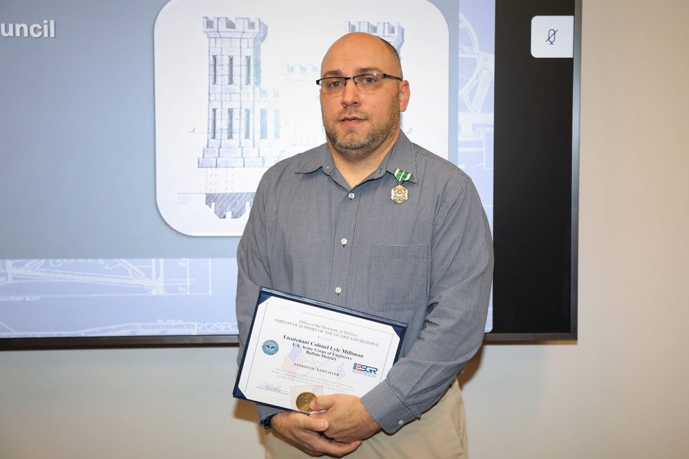 Buffalo District Chief of Emergency Management Phil Stitzinger Awarded