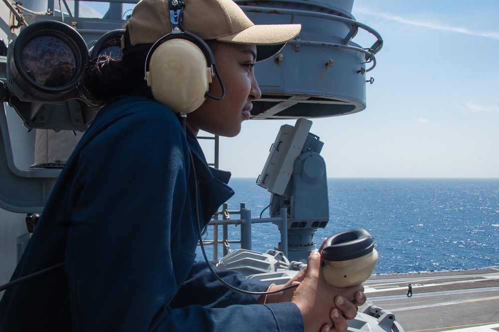 USS Ronald Reagan (CVN 76) Sailors stand lookout watch