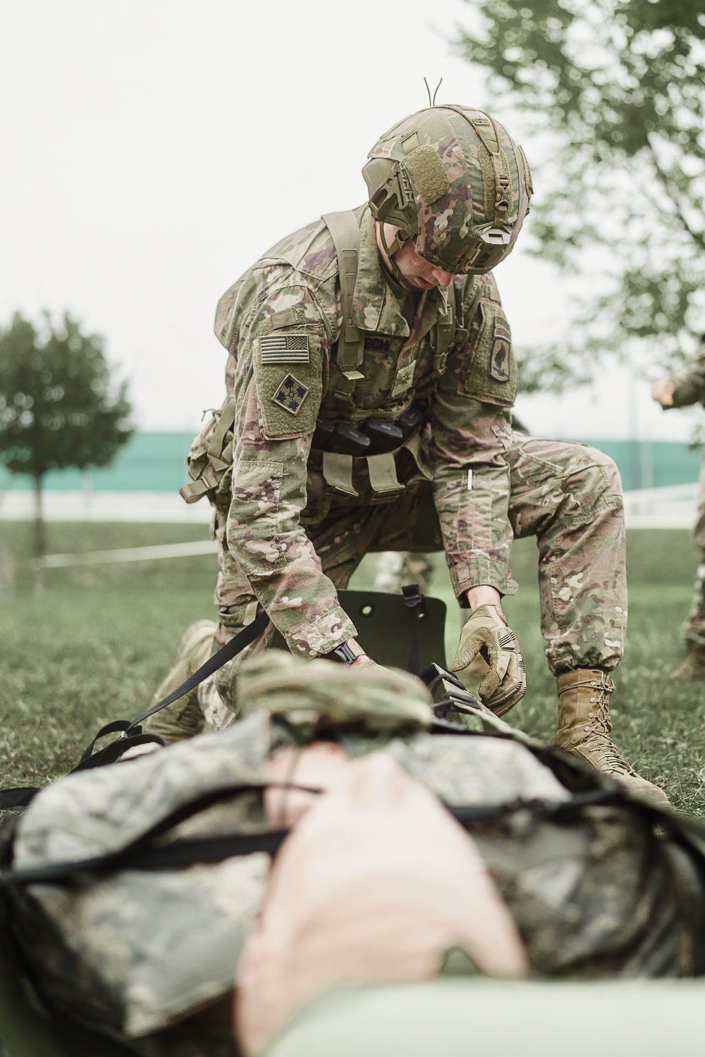 173rd Paratroopers Conduct Weapon Training During E2B