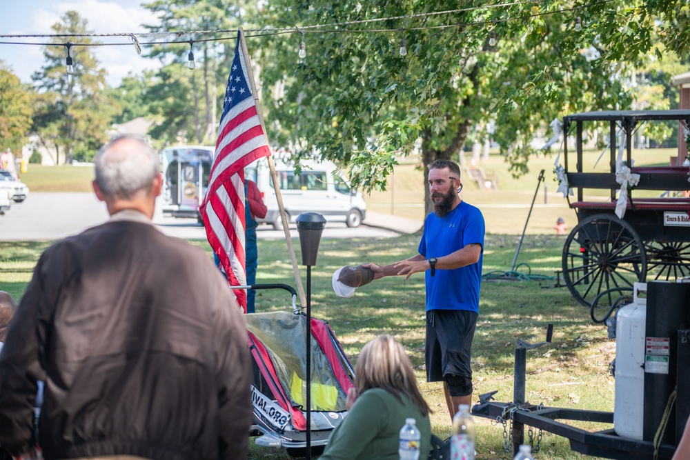 Run4Revival founder visits Arnold AFB during cross-country solo run