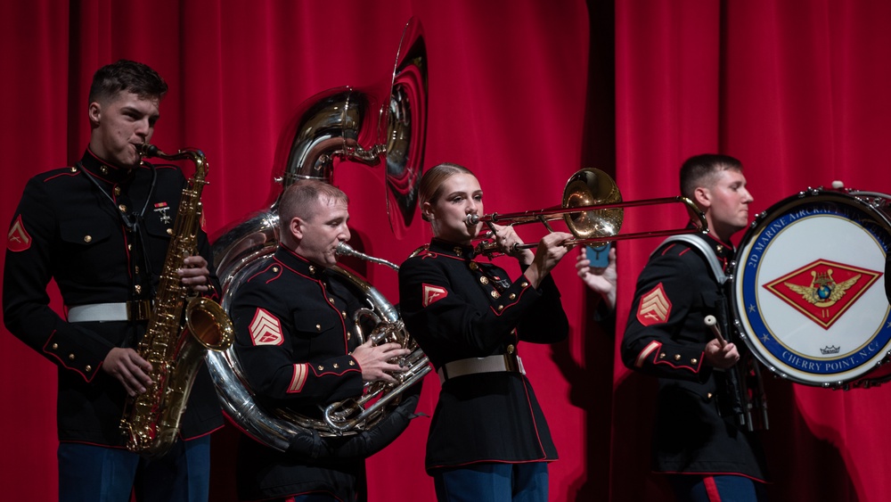 2nd Marine Aircraft Wing Band performs at Bristol Central High School