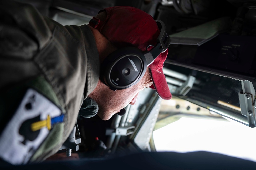 116th Air Refueling Squadron refuels four A-10 Thunderbolt IIs