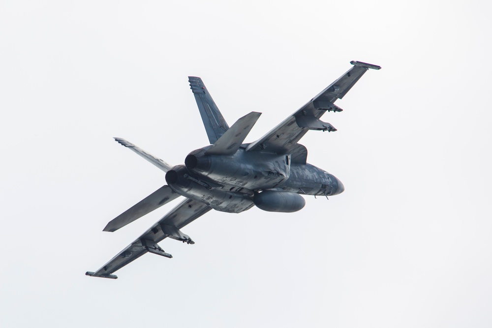 Abraham Lincoln conducts flight operations