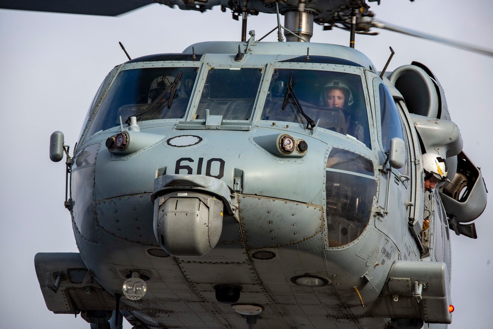 Abraham Lincoln conducts flight operations