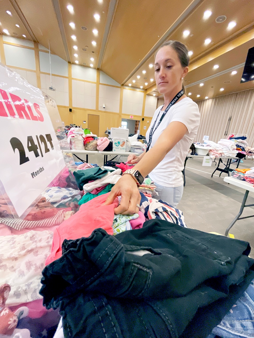 Clothing Swap provides clothes to 600 Humphreys families