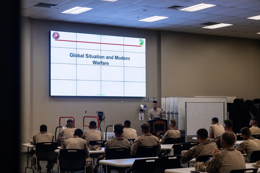 3/4 conducts an exercise brief in preparation for Exercise Apollo Shield