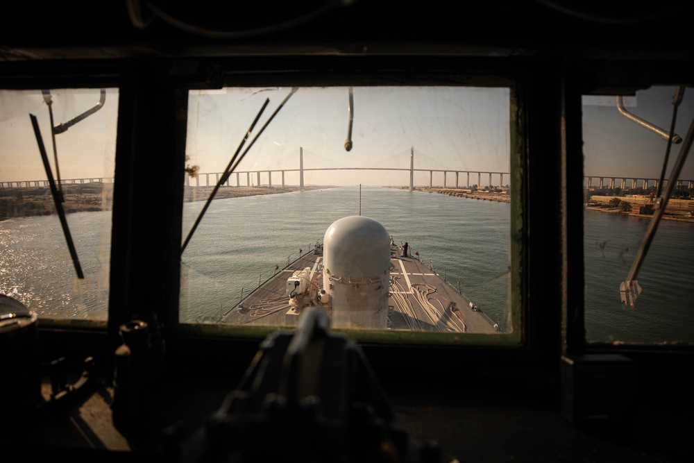 USS Carney Transits the Suez Canal