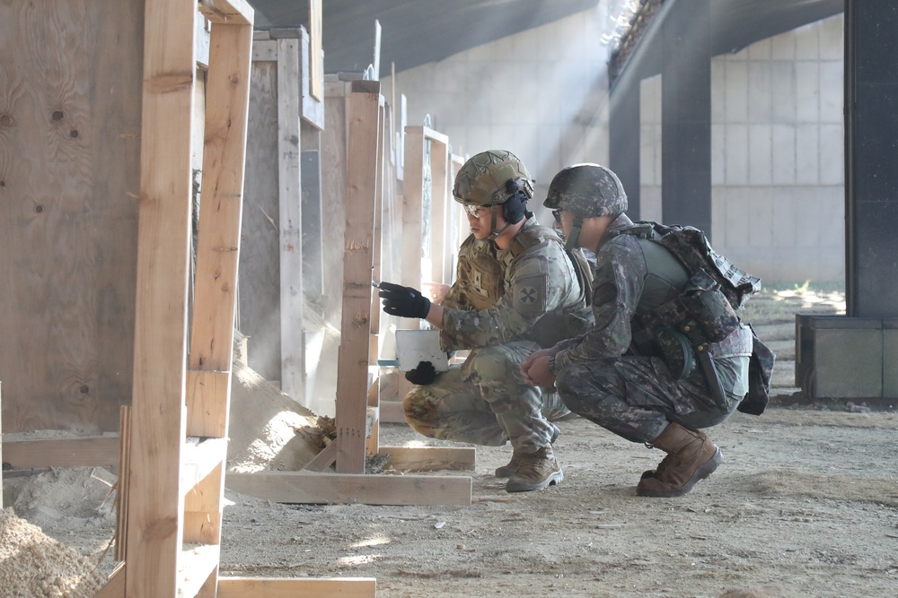 ROK-U.S. Combined Firearm Familiarization Training