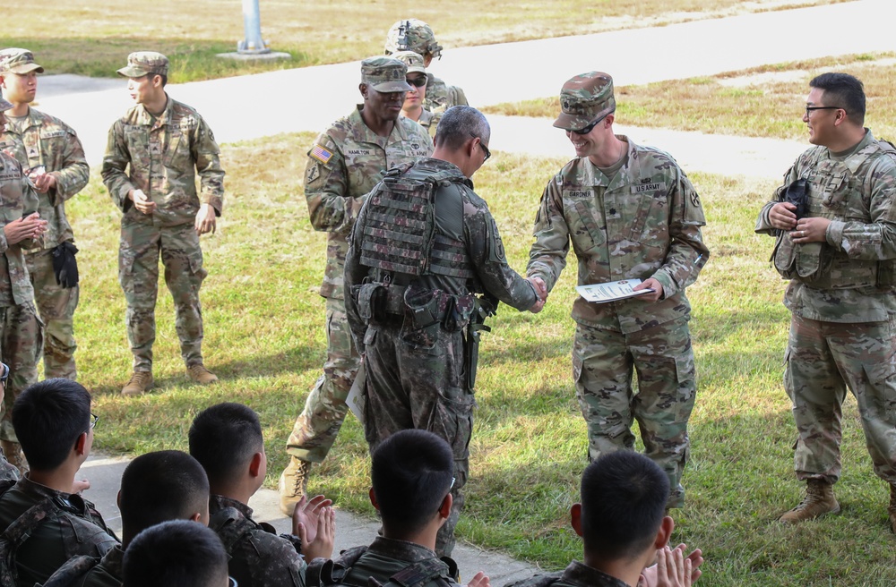 ROK-U.S. Combined Firearm Familiarization Training